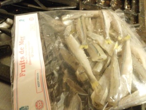 1 pound of smelts, thawed from frozen.